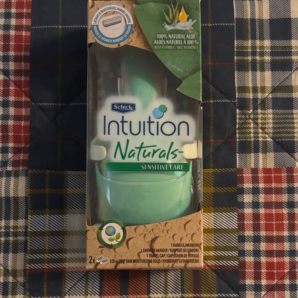 Schick Intuition Naturals Razor